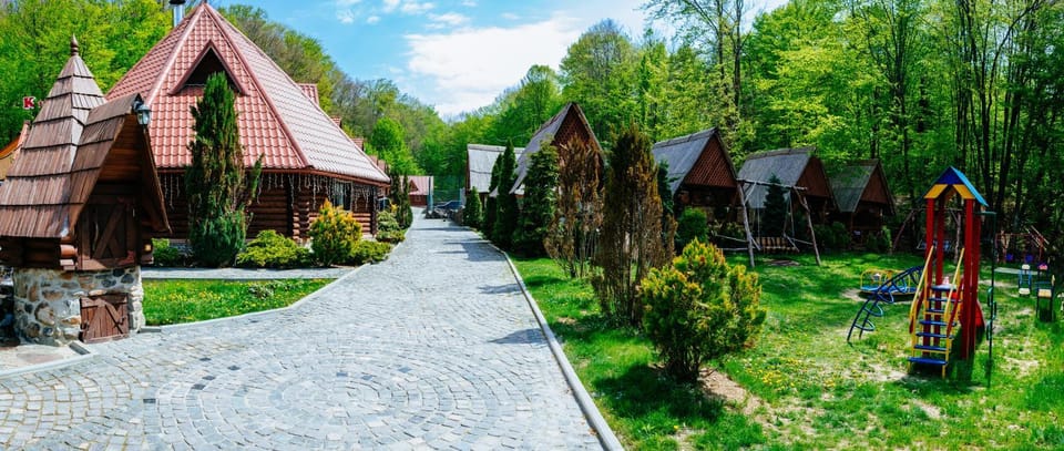 Toursit Complex Polyana Kvasova Inn in Ukraine