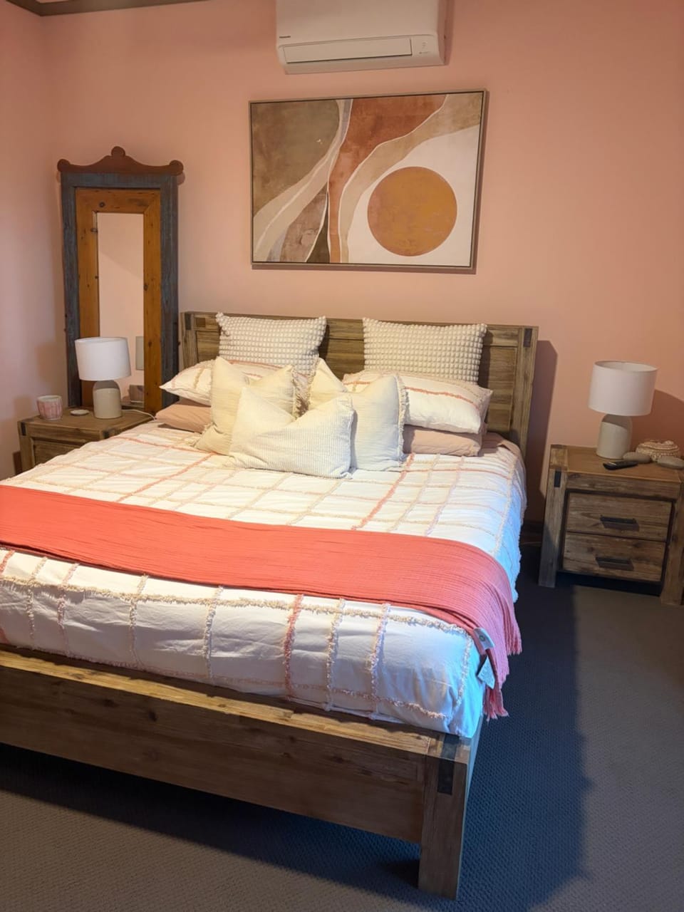 Bedroom, air conditioner