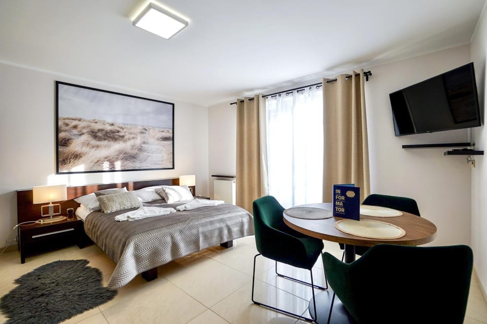 Bed, TV and multimedia