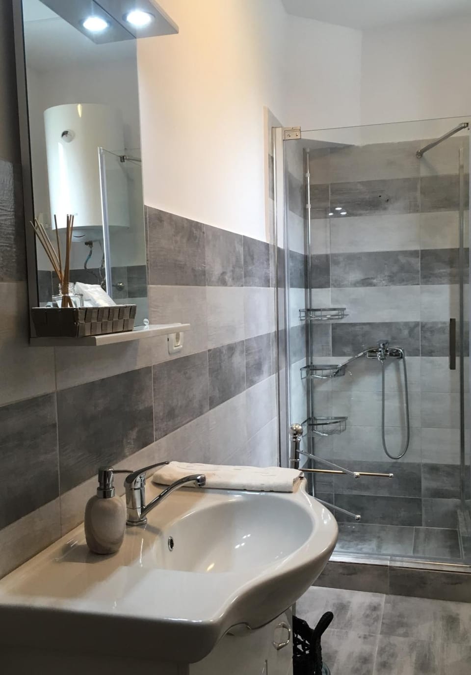 Shower, Bathroom