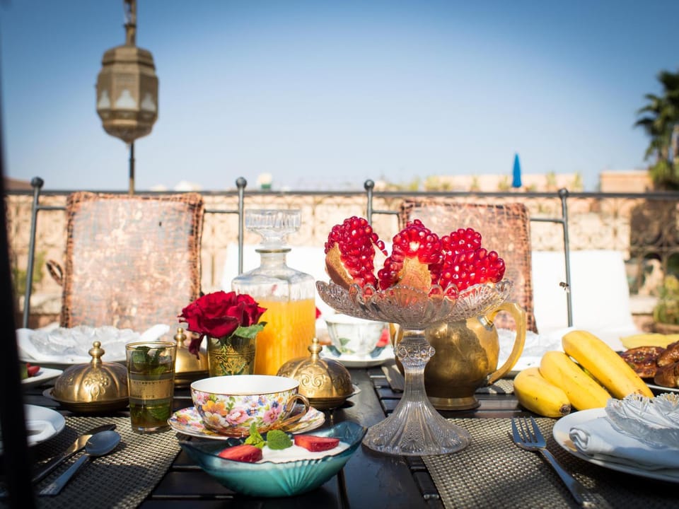 Balcony/Terrace, Food, City view, City view, Buffet breakfast