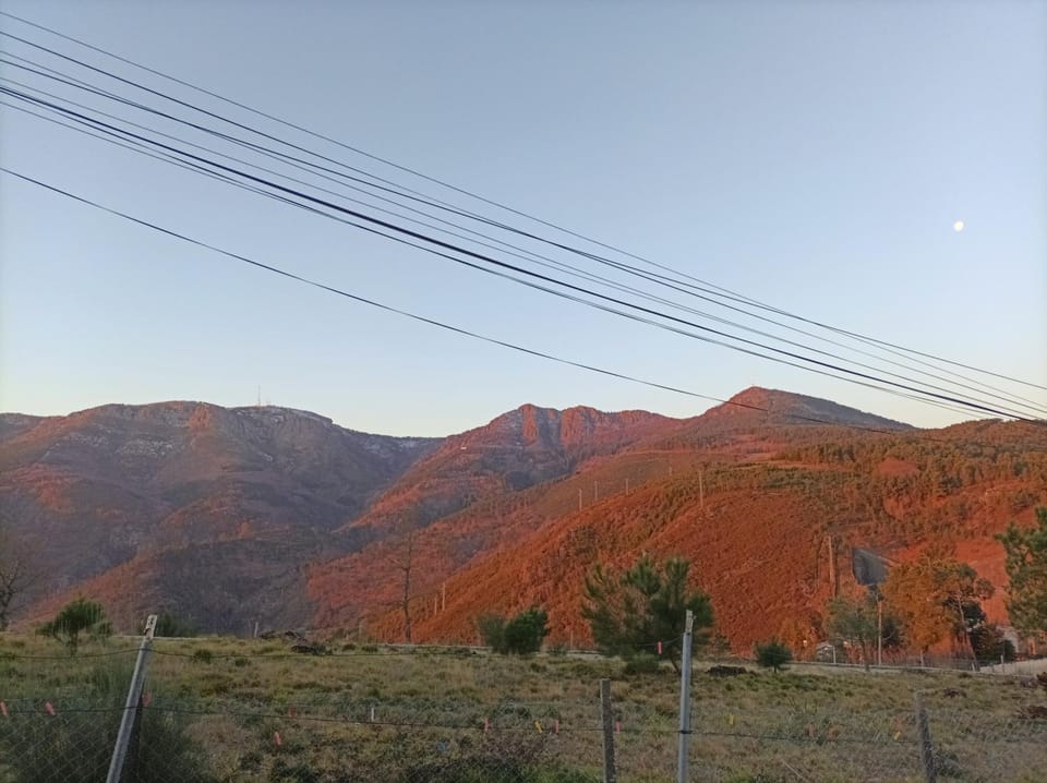 Hotel gite cantinho davo Bed and Breakfast in Vila Real District