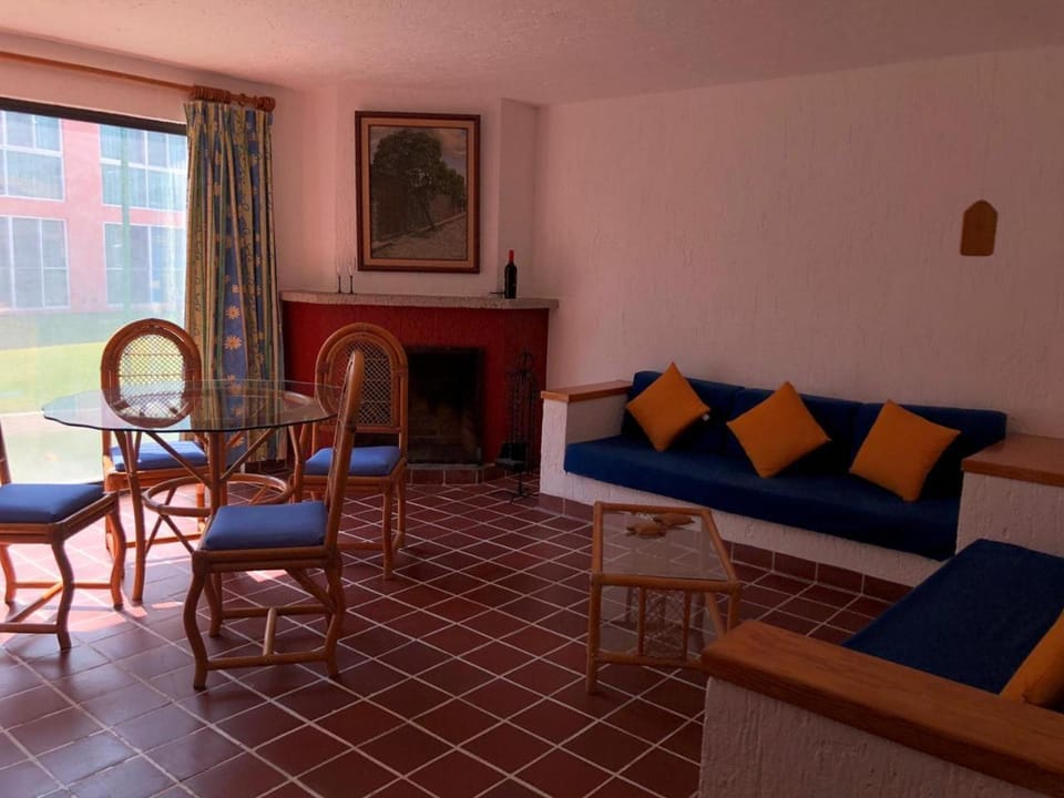 Living room, Decorative detail