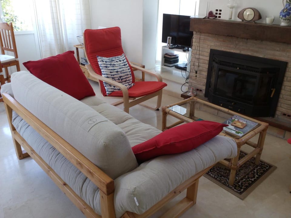 Communal lounge/ TV room, Seating area