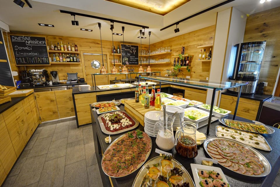 Restaurant/places to eat, Dinner