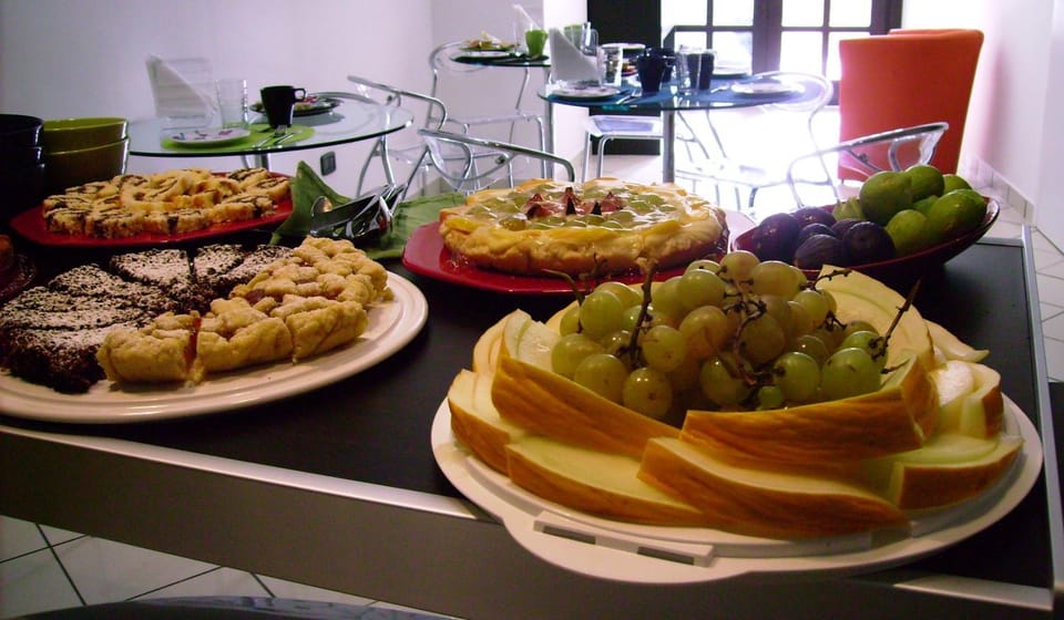 Restaurant/places to eat, Food, Buffet breakfast, Italian breakfast