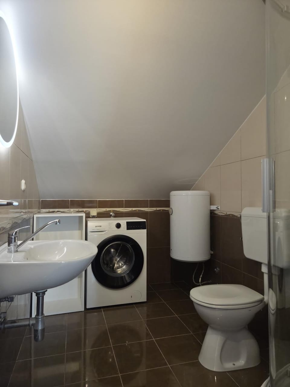 APARTMENTS JELENA 1,2,3,4 & 5 SUPETAR - free parking Apartment in Split-Dalmatia County