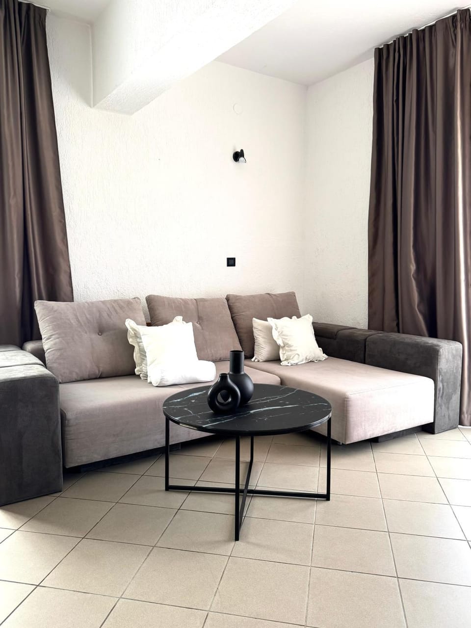 Villa Knez Apartment hotel in Okrug Gornji