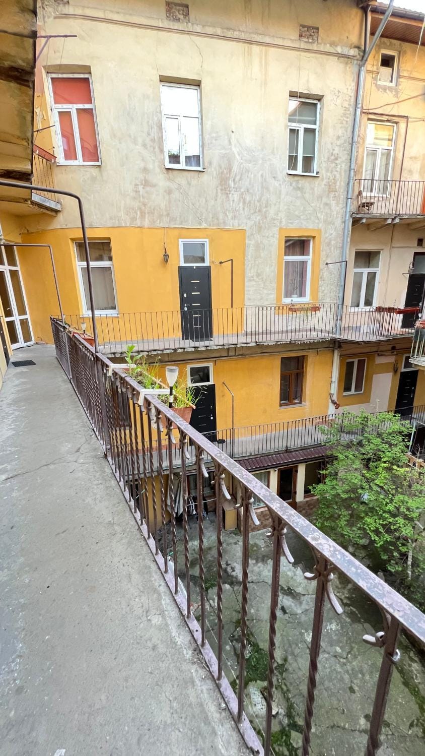 Facade/entrance, Day, View (from property/room), Balcony/Terrace