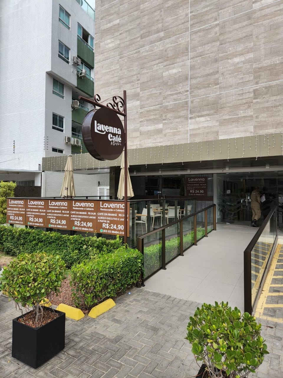 Restaurant/places to eat
