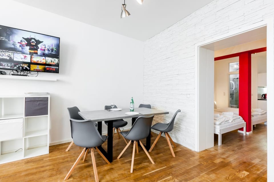 Living room, Dining area