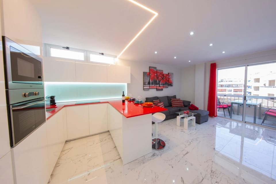 Kitchen or kitchenette, Living room