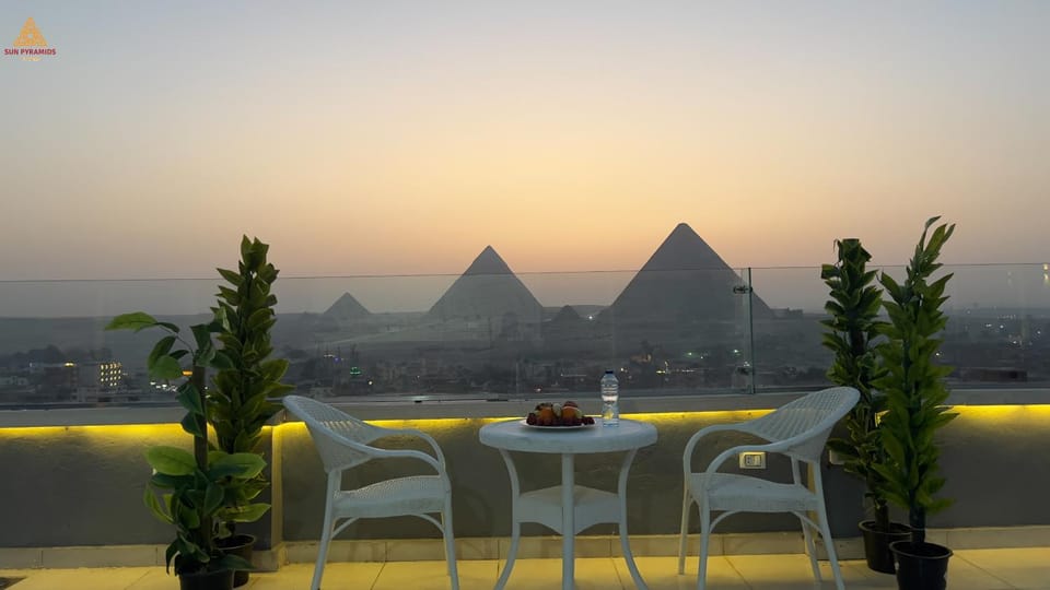 Restaurant/places to eat, Day, View (from property/room), Balcony/Terrace, Dining area, Sunrise, Sunset