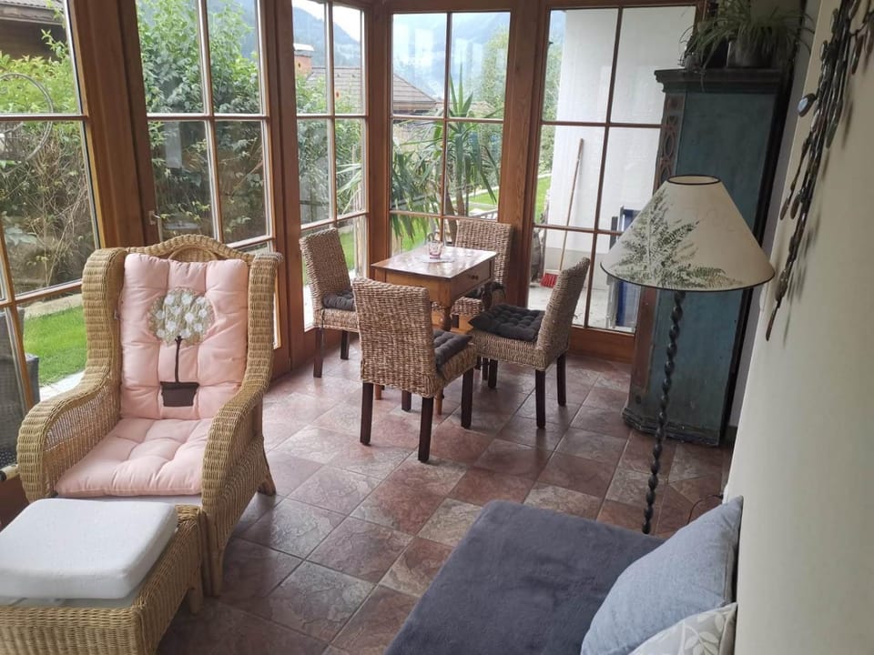 Seating area