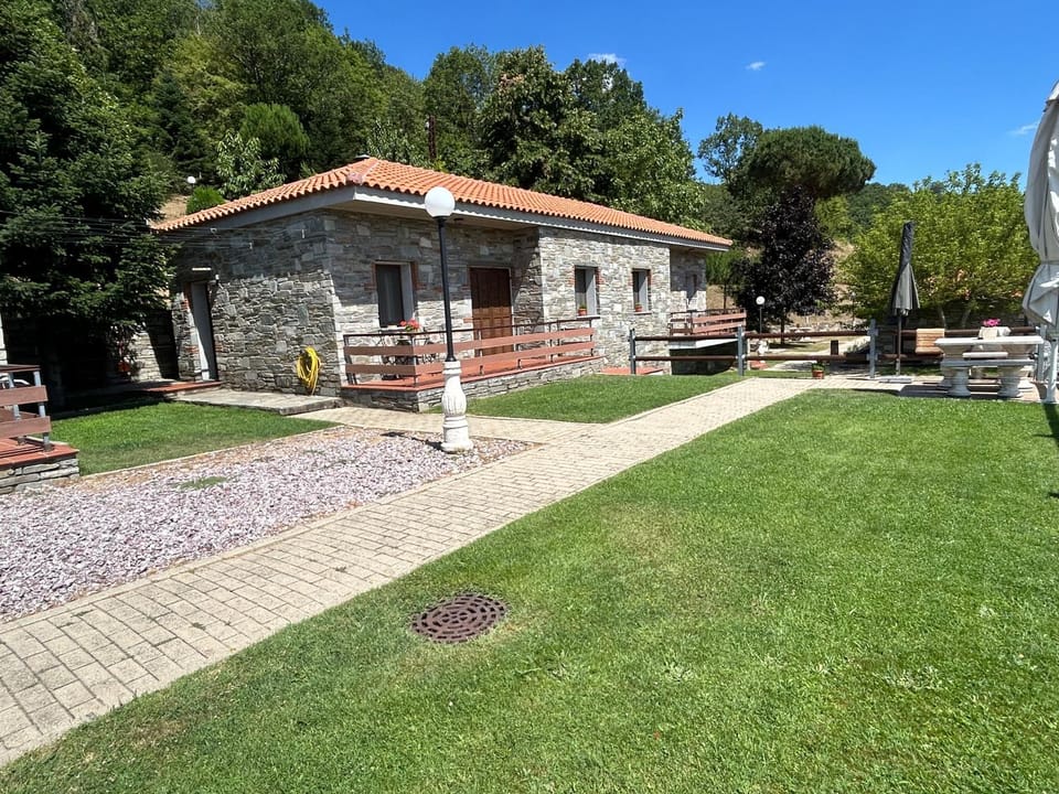 916 Mountain Resort House in Decentralized Administration of Macedonia and Thrace