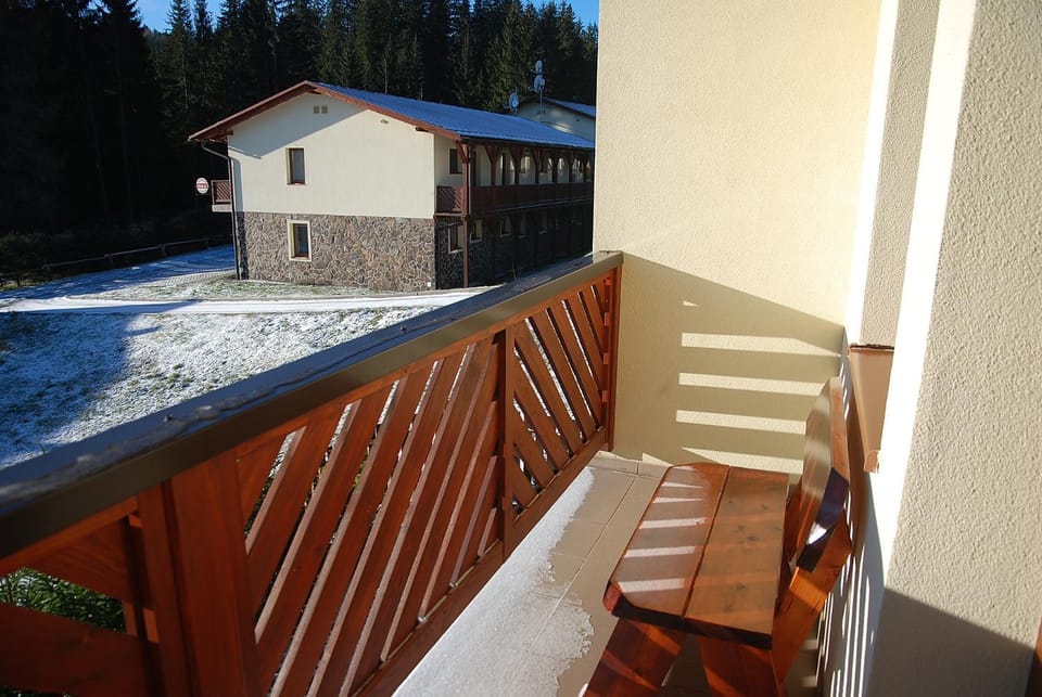 View (from property/room), Balcony/Terrace