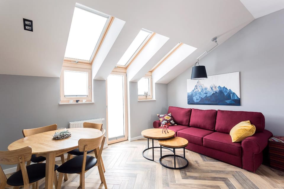 Living room, Seating area, Dining area