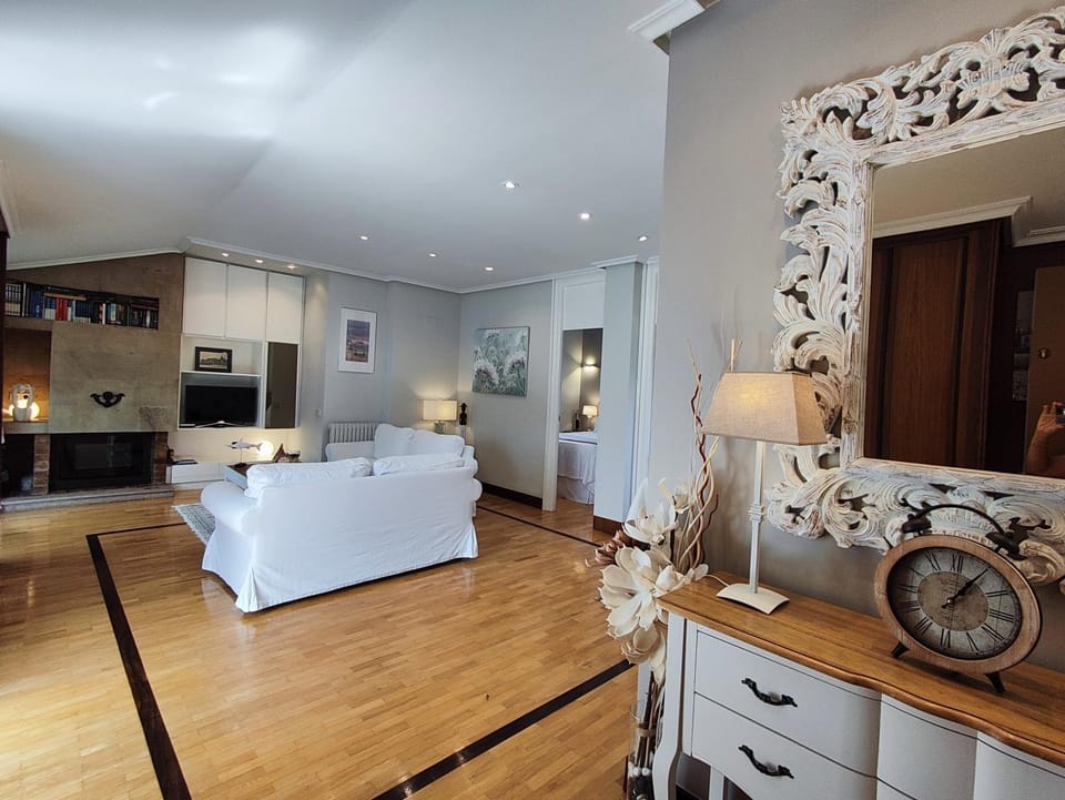 LARRAITZ Apartment in San Sebastian