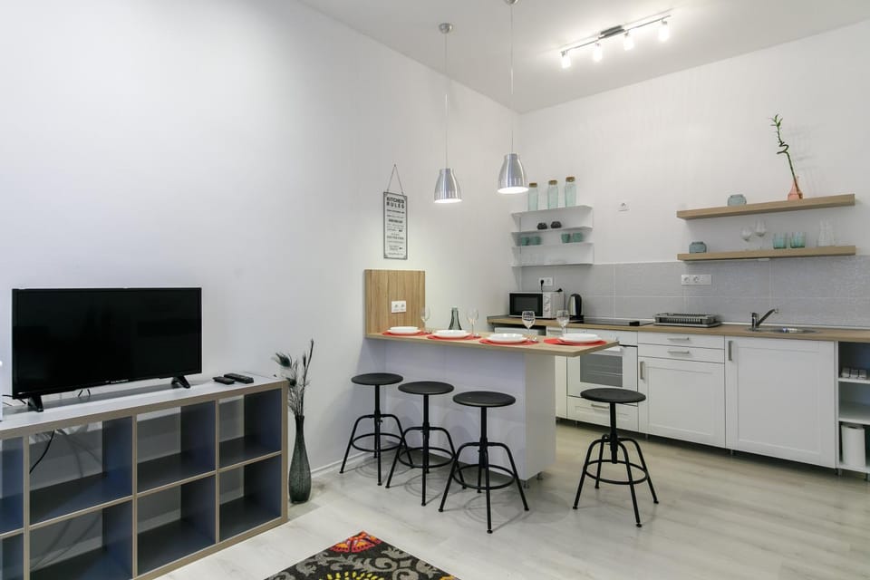 TV and multimedia, Dining area