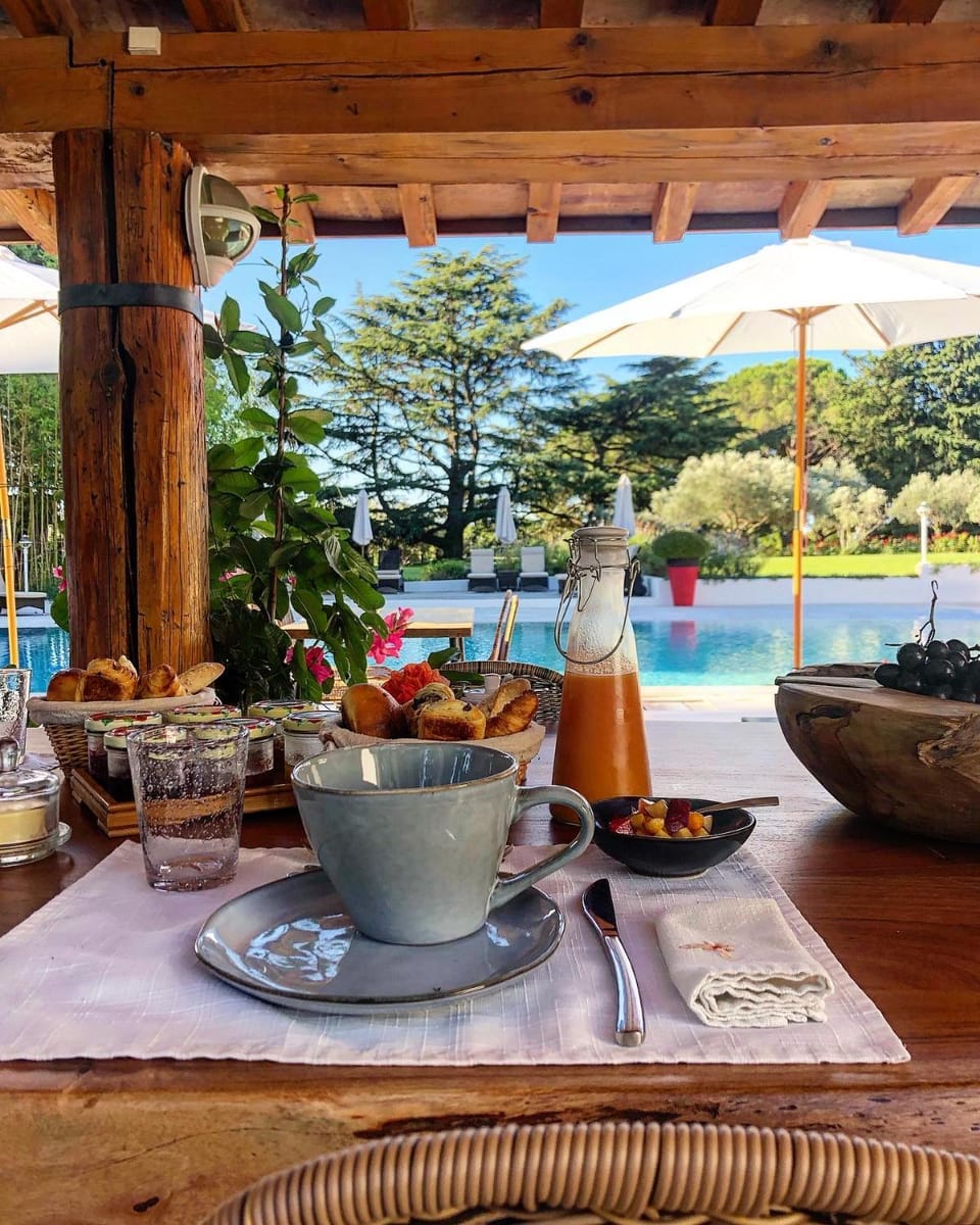 Le Mas de l'Espérance - Chambres d'hôtes de Prestige Bed and Breakfast in Nimes