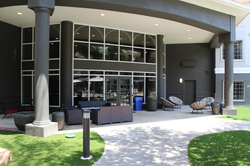Seating area