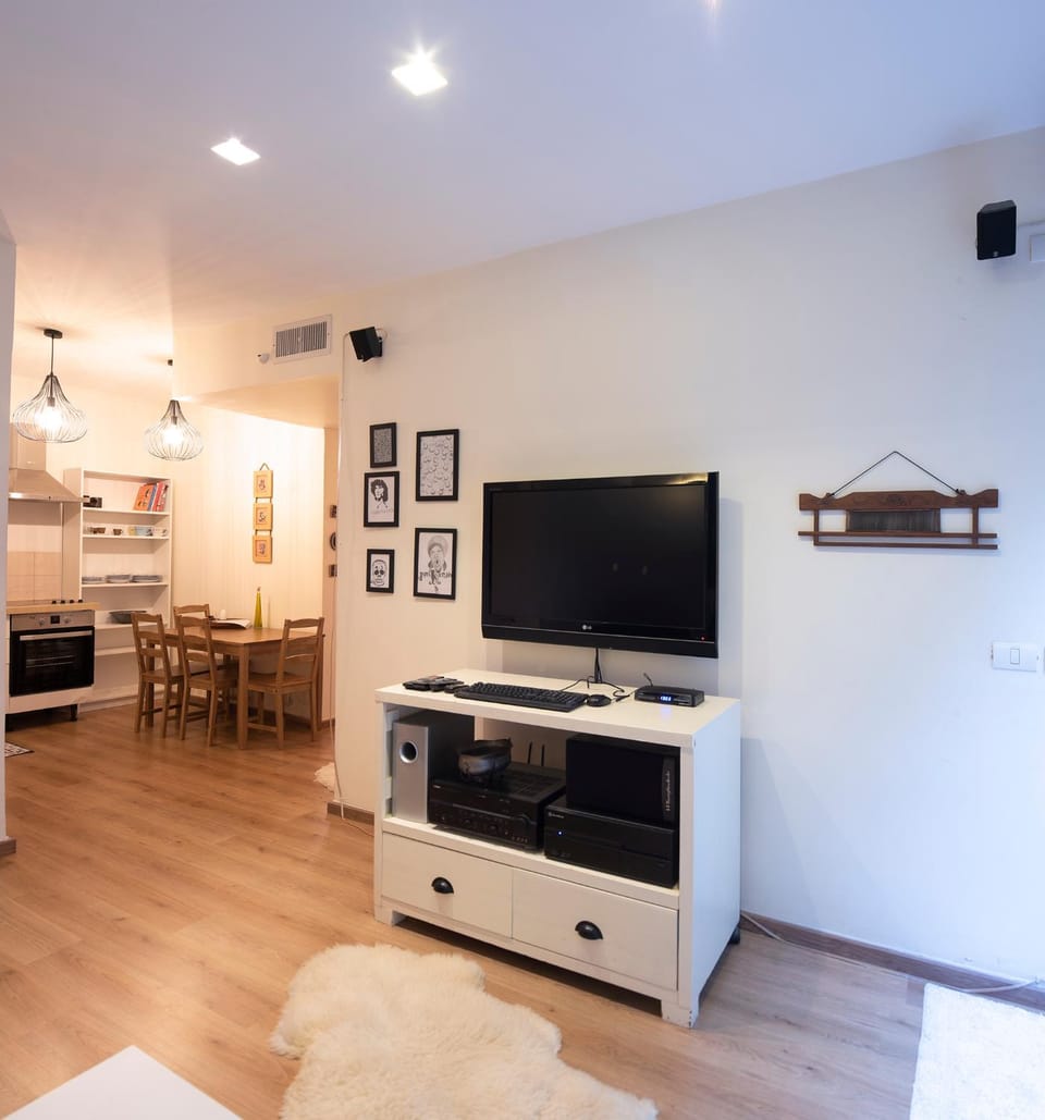TV and multimedia, Living room