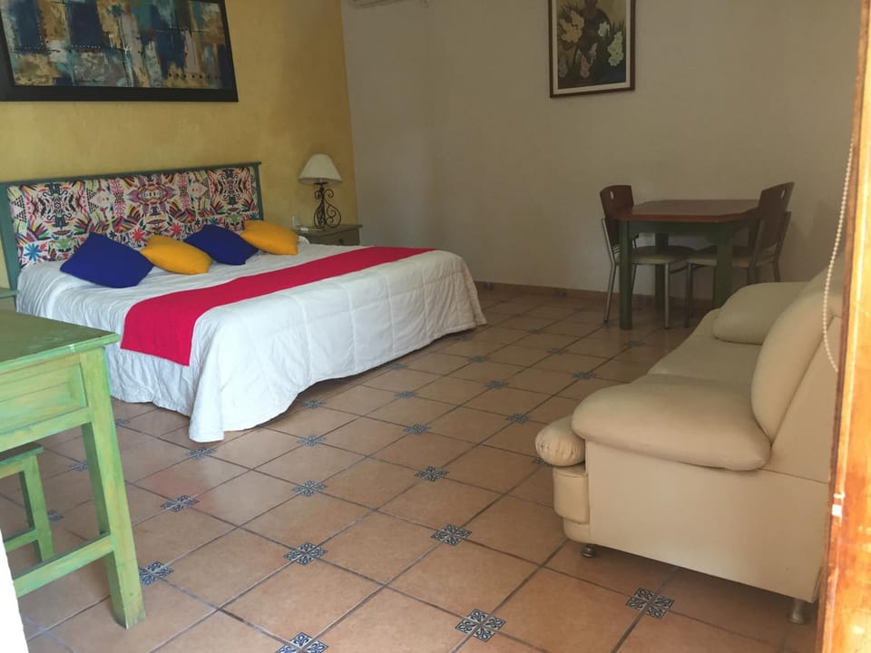 Hotel Montroi Express Hotel in Colima
