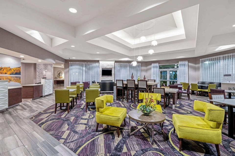 Lobby or reception, On site