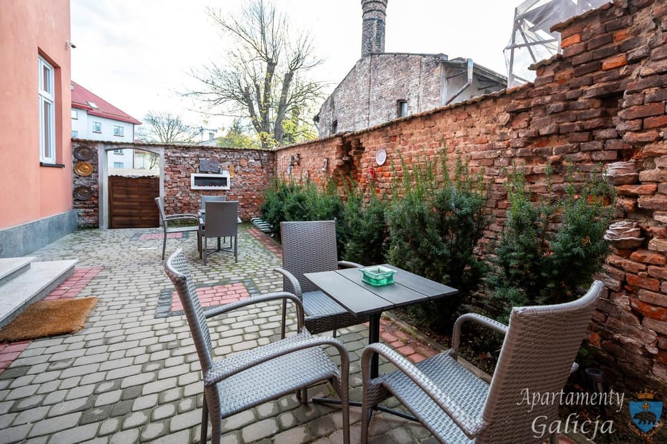 Property building, Patio