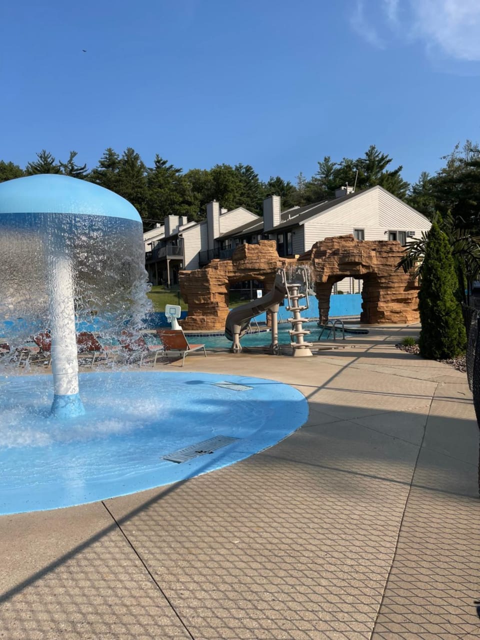 Property building, Swimming pool