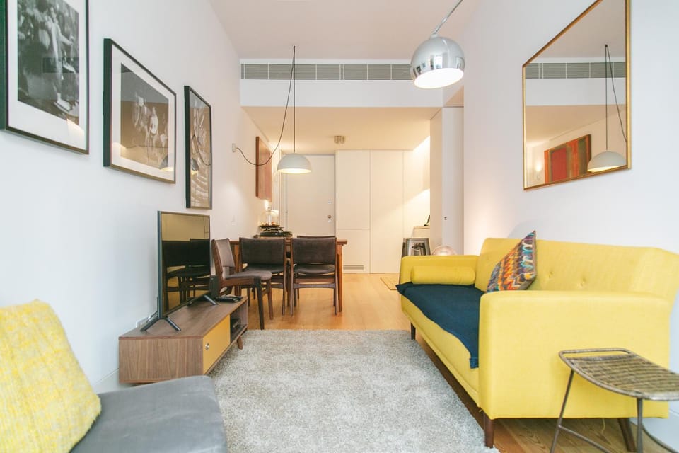 TV and multimedia, Seating area