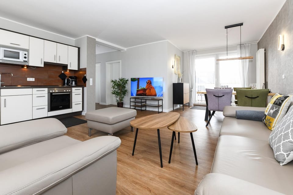 Living room, Dining area