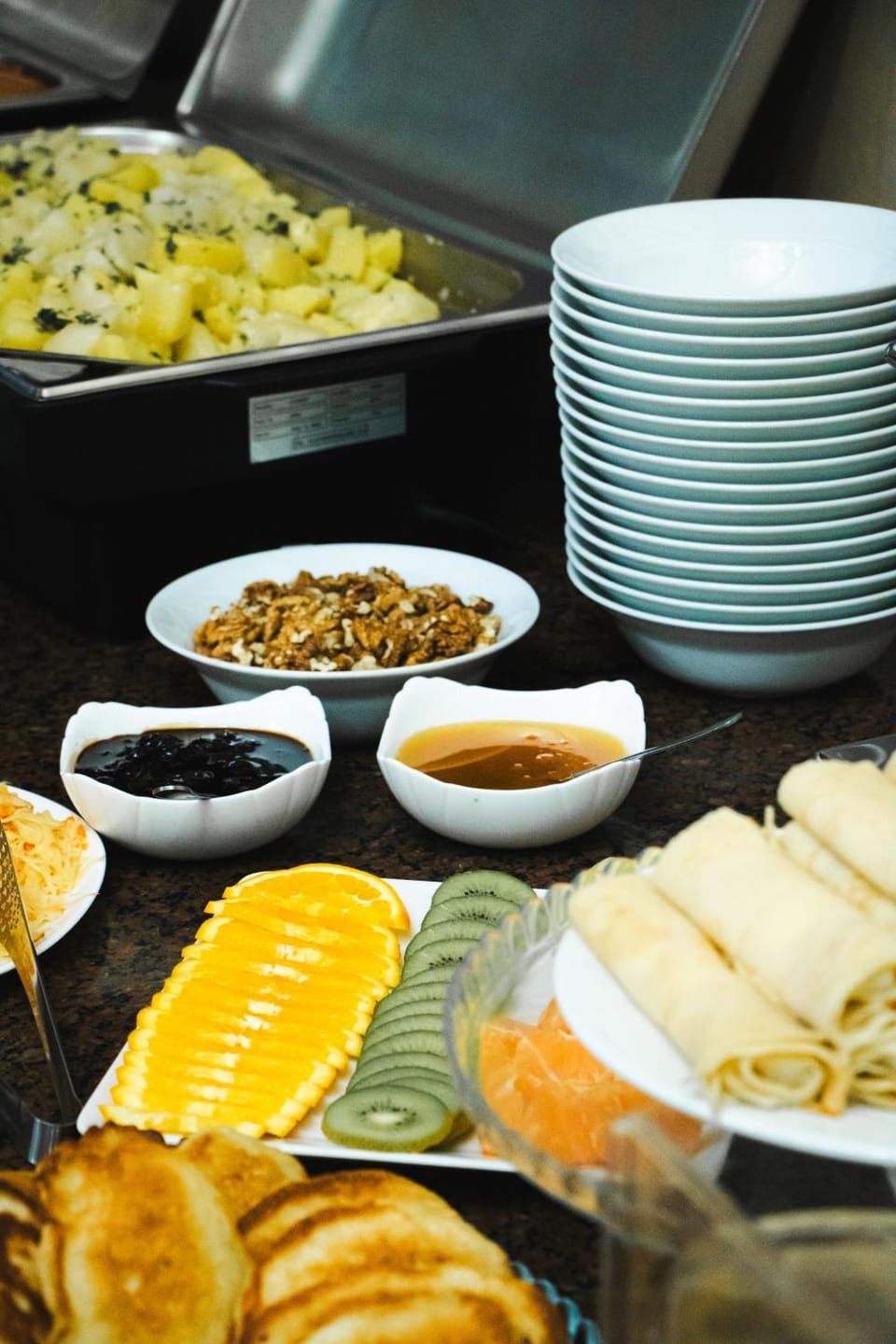 Restaurant/places to eat, Food and drinks, Food, Buffet breakfast