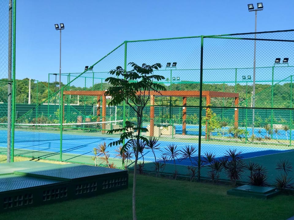 Balcony/Terrace, Tennis court