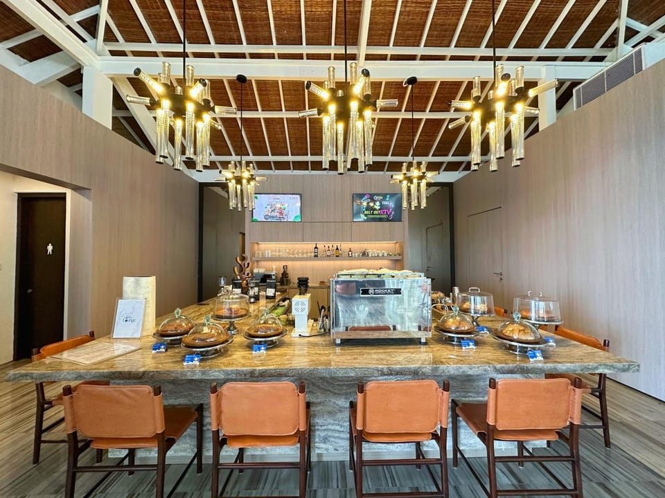 Lounge or bar