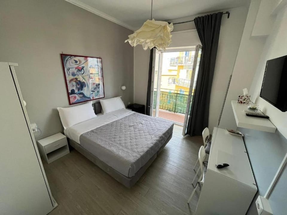 F.Rooms Napoli Bed and Breakfast in Naples