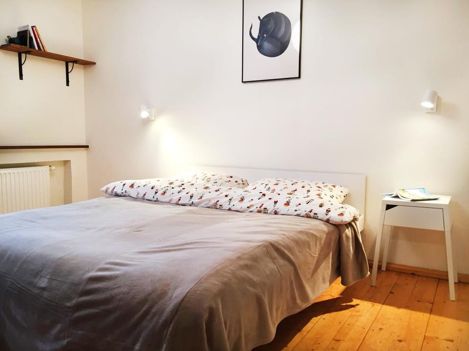 Balcony/Terrace, Photo of the whole room, Bedroom, Garden view, Mountain view