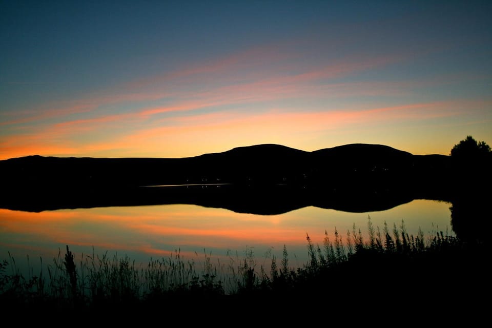 Nearby landmark, Natural landscape