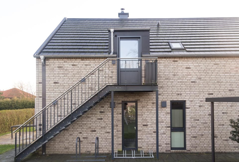 Property building, Day