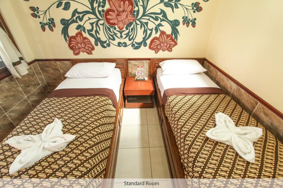 View (from property/room), Seating area, Bedroom