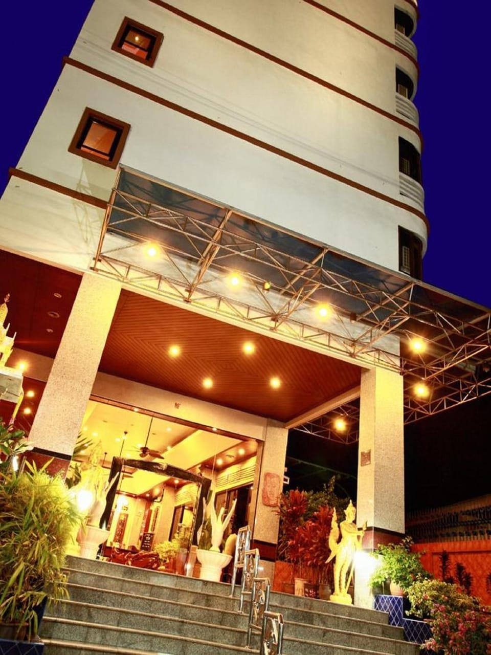 Property building, Facade/entrance