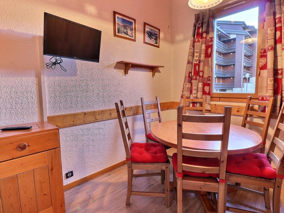 Duplex 6 pers avec Wifi et Animaux admis, Méribel - FR-1-182-137 Apartment in Les Allues