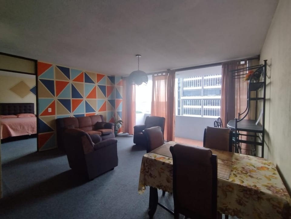 Apartamento 1007 Cortijo Reforma zona 9 Apartment in Guatemala City