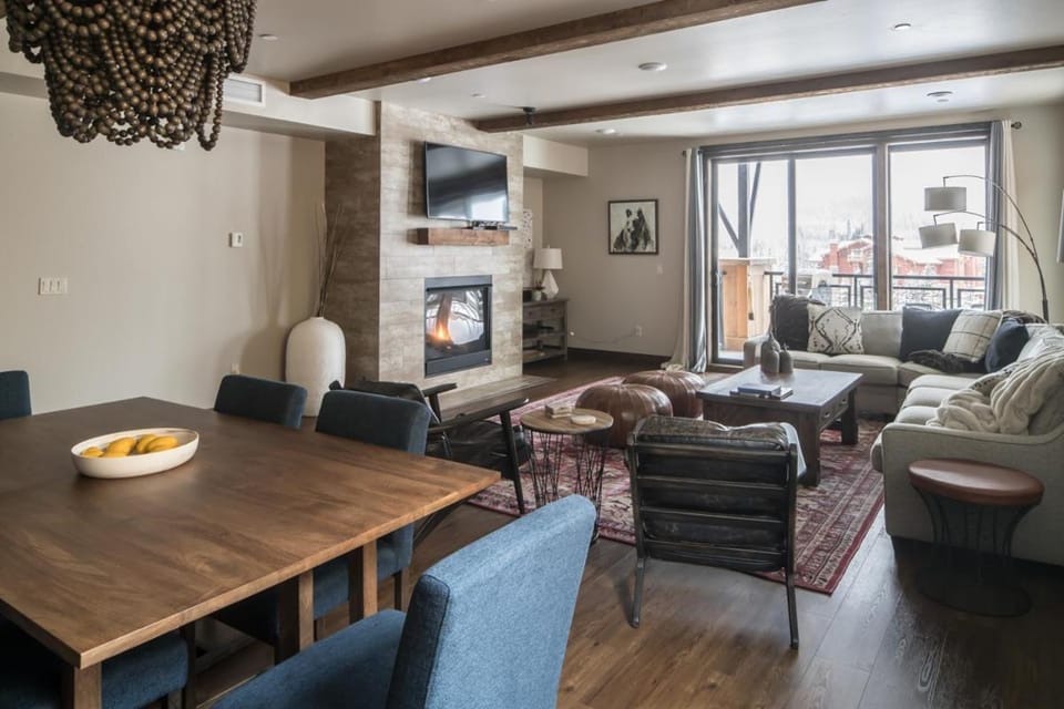 Mountain Lake Condo - Unit 401B House in Big Sky