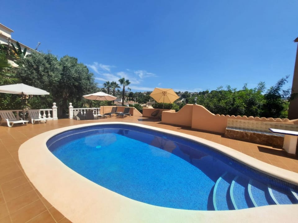 Balcony/Terrace, Swimming pool