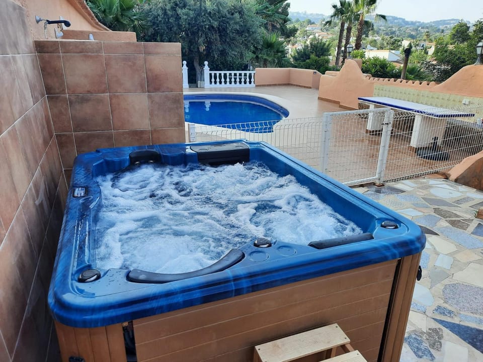 Hot Tub, Hot Tub, Massage, Spa and wellness centre/facilities, Swimming pool