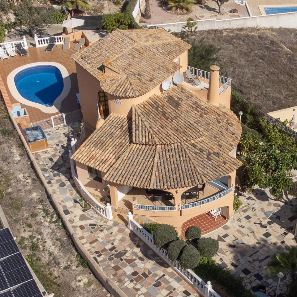 Property building, Bird's eye view