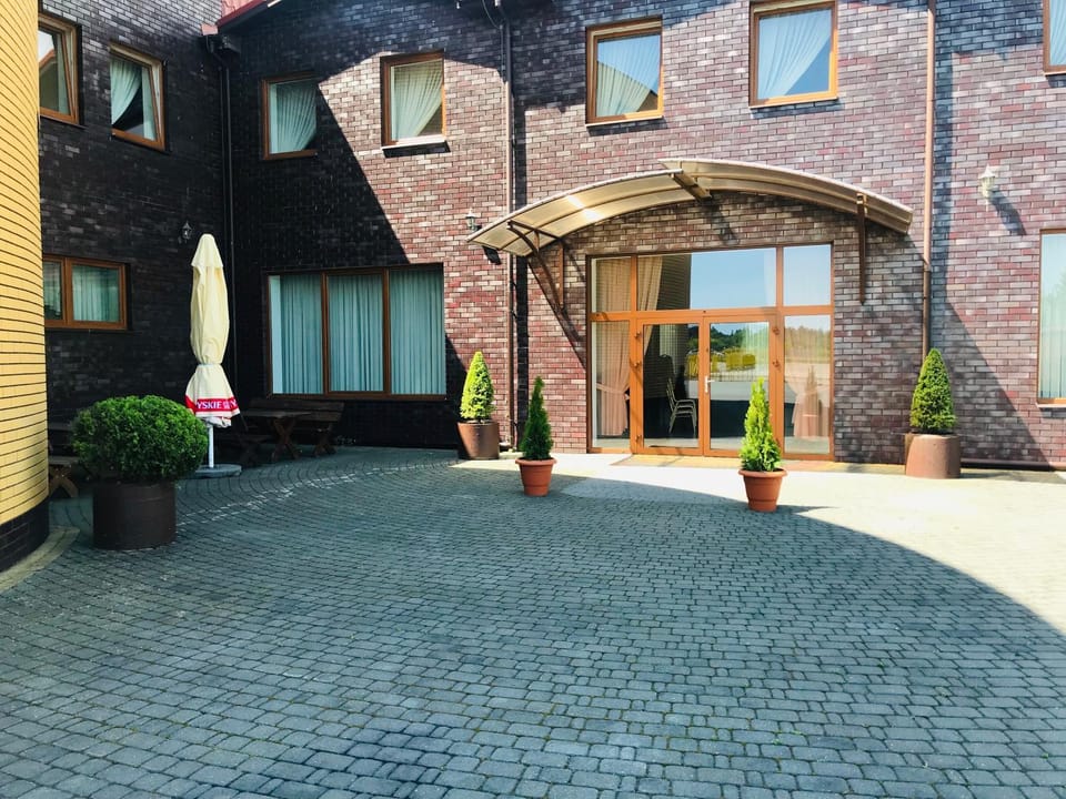 Zajazd Hubus Inn in Masovian Voivodeship
