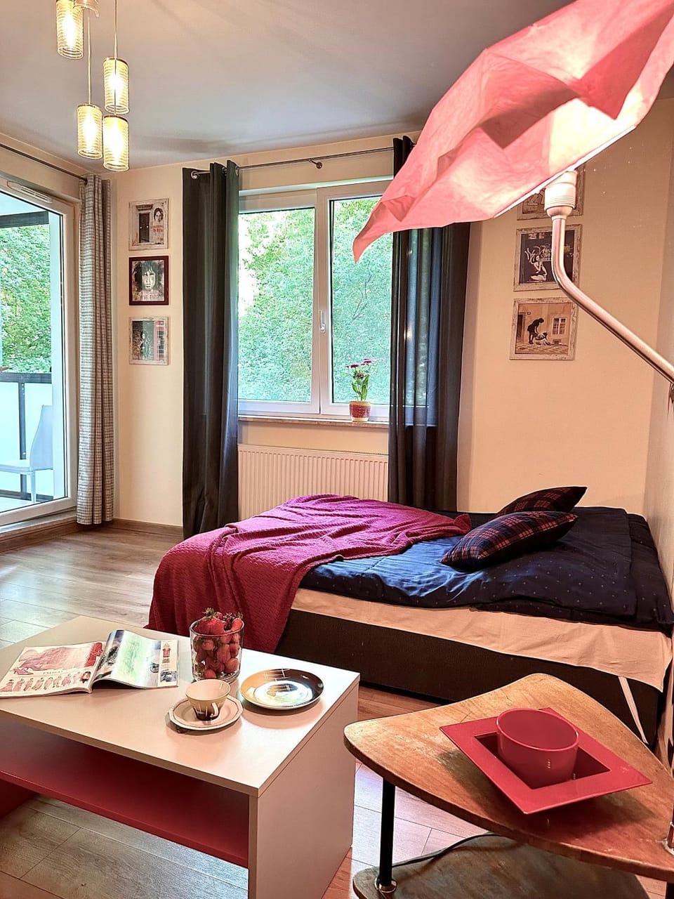 Bed, Photo of the whole room
