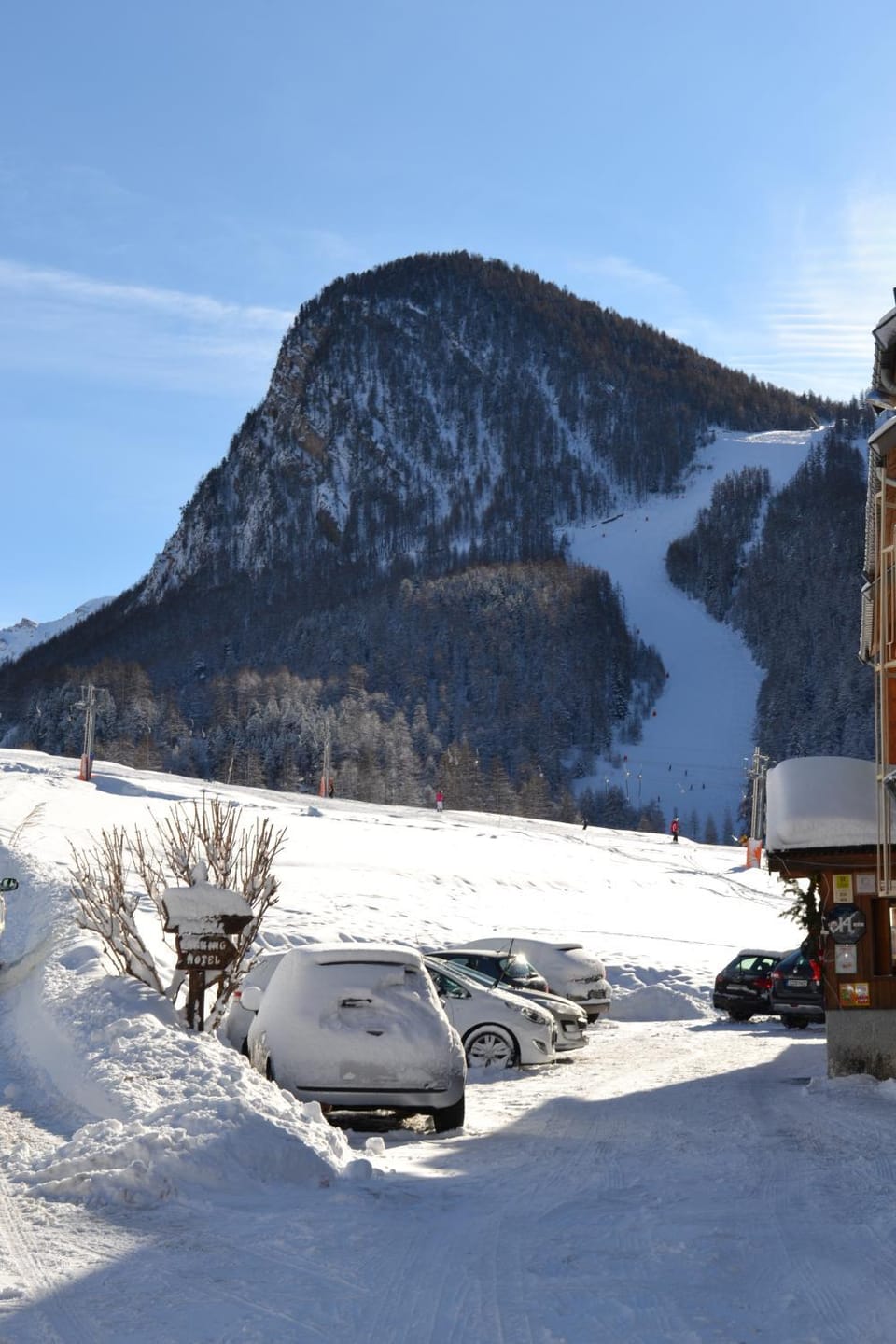 Winter, Area and facilities